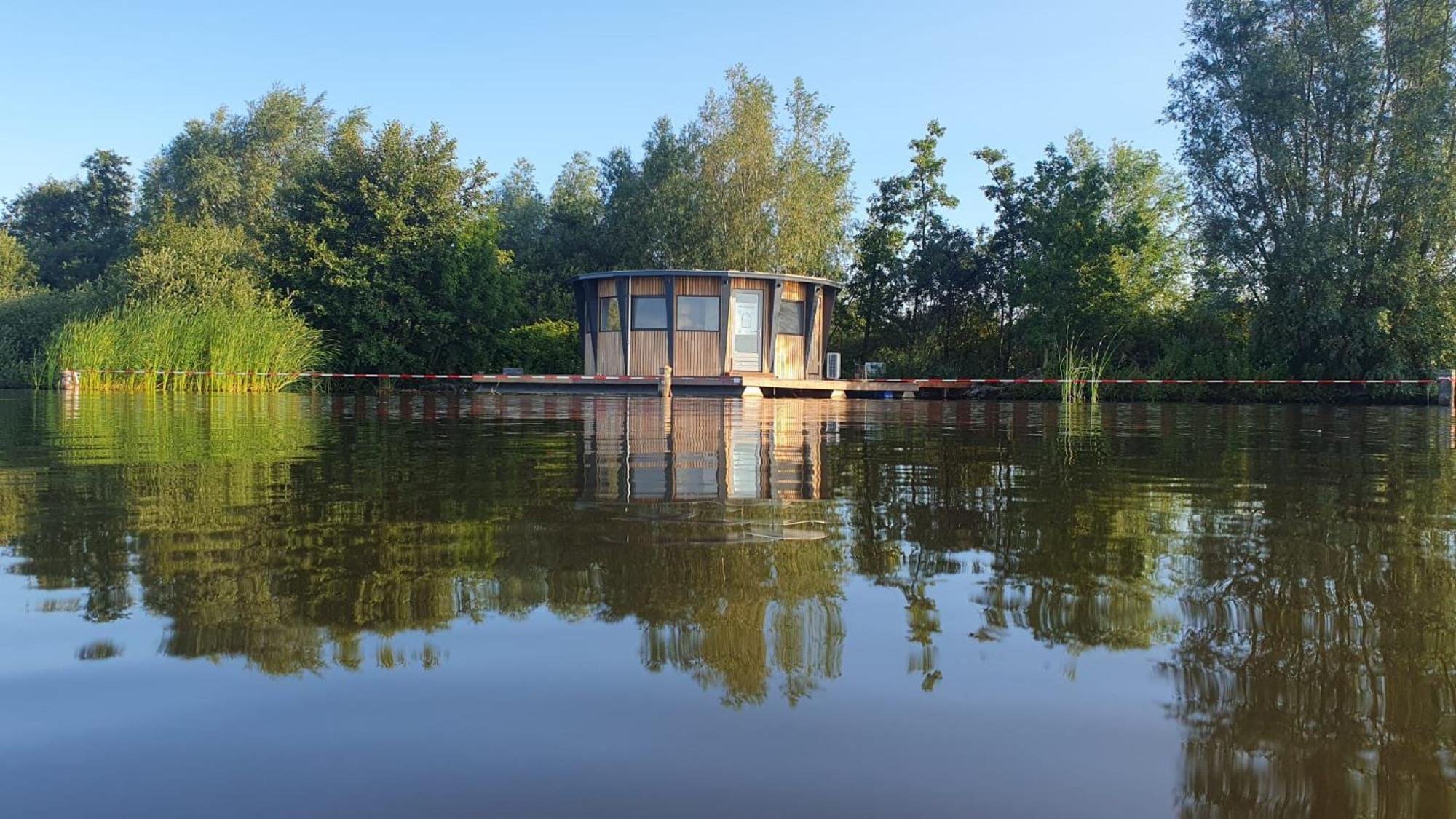 Dobberhuisje Kaag Oud Ade Exterior photo